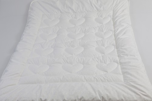 Bambi baby wool online cot quilt